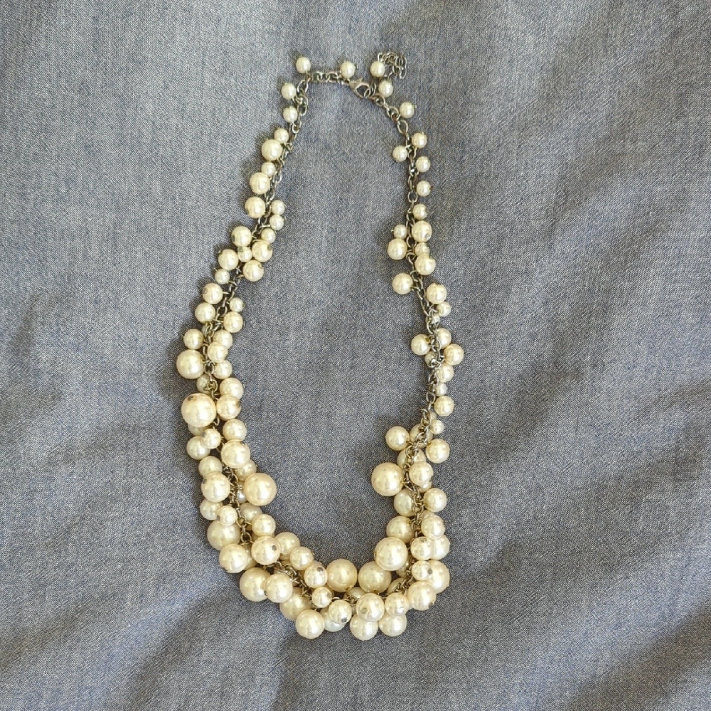 Elegant Pearl Necklace